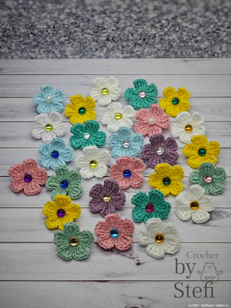 Брошечки к 8 марта — Вязаные игрушки и амигуруми: крючком (фото 3)