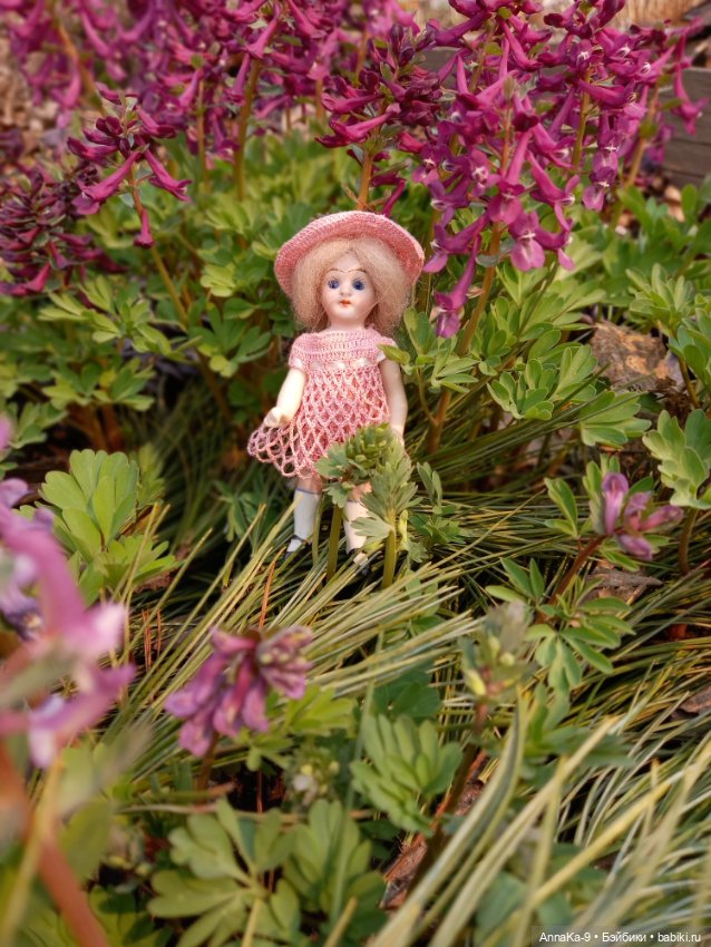 В весеннем лесу — Антикварные куклы Mignonette (Миньонетта): карманные