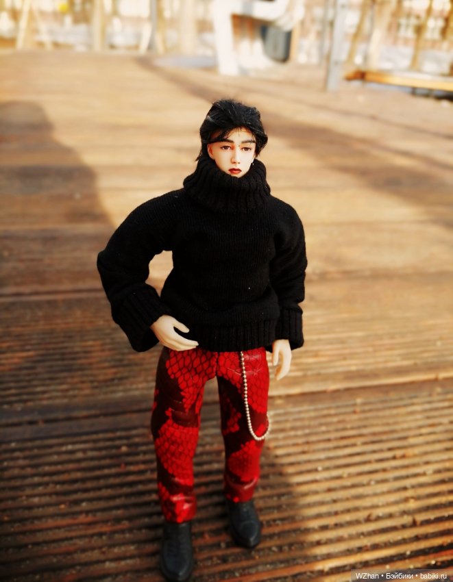 Ван Ибо: кожаные брюки и харизма молодости (фото 2)