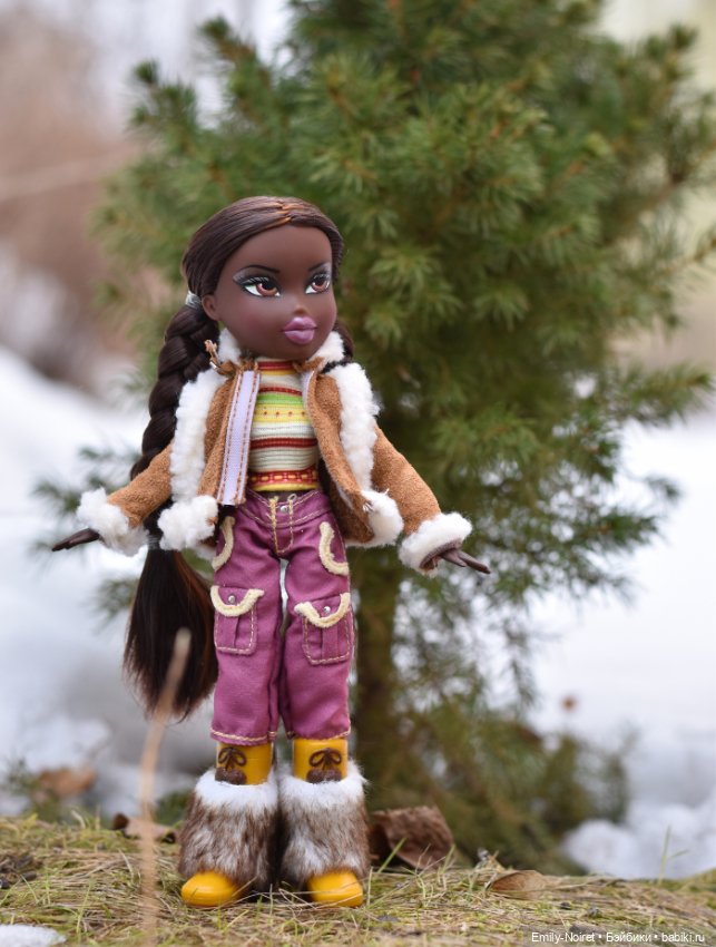 Весна, приходи — Коллекции игровых кукол (Playline): фото полок (фото 7)