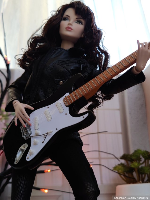 Гитара для Орнеллы — Куклы Integrity Toys (Интегрити): Poppy Parker (фото 7)