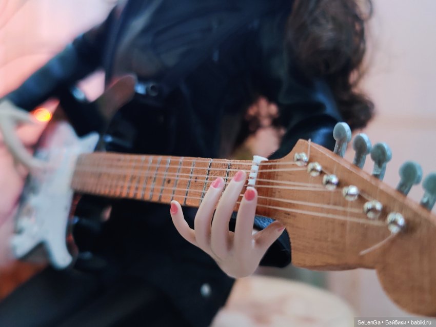 Гитара для Орнеллы — Куклы Integrity Toys (Интегрити): Poppy Parker