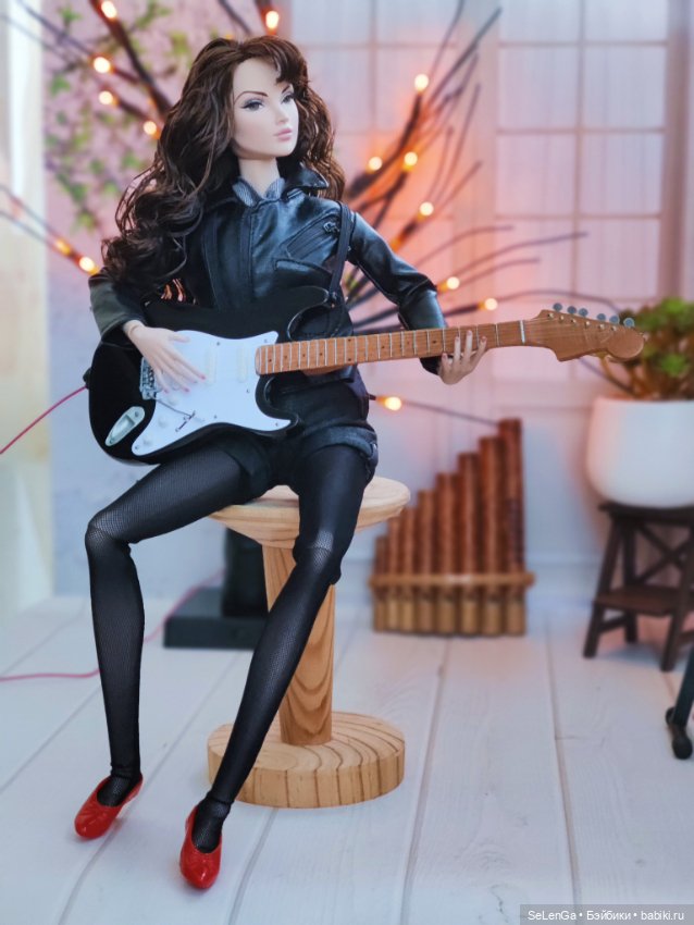 Гитара для Орнеллы — Куклы Integrity Toys (Интегрити): Poppy Parker