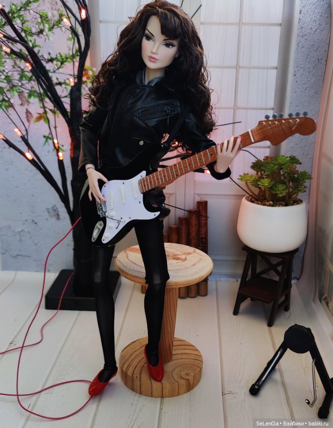 Гитара для Орнеллы — Куклы Integrity Toys (Интегрити): Poppy Parker (фото 10)