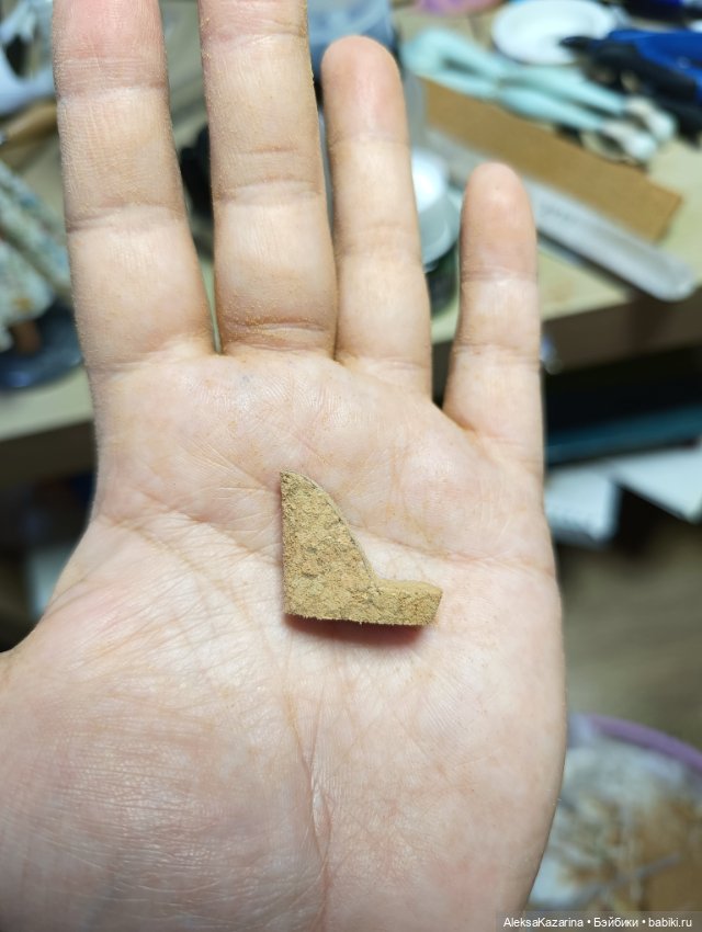 Босоножки из пробки для куклы (МК). Аутфит для Рени Полин Флёр Клод (фото 8)