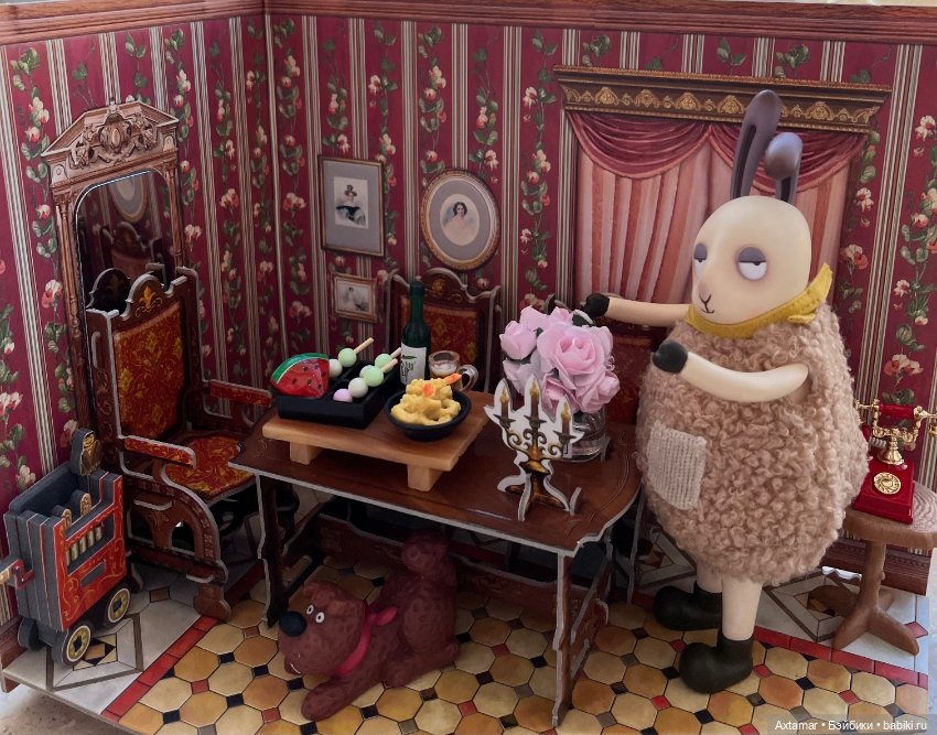 Мирон с Пряником поздравляет всех с праздником весны🌞