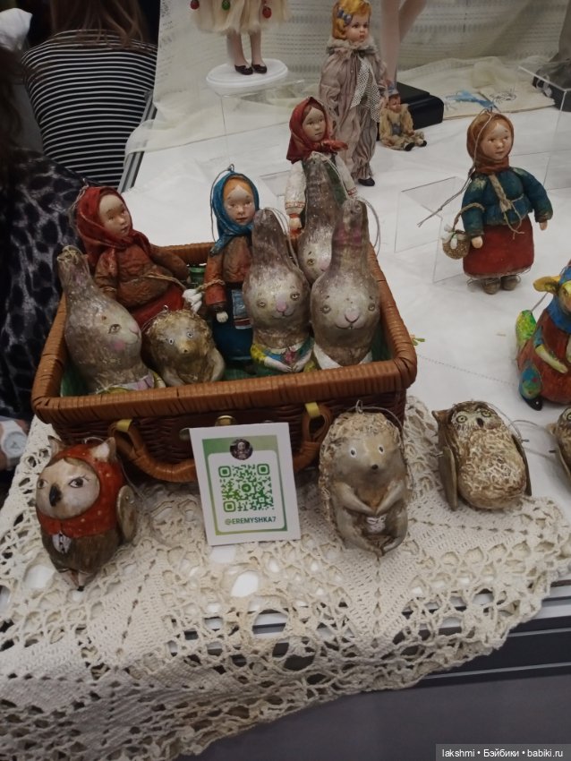 Рисса снова гуляет по Тишинке 08.03.24_часть 2