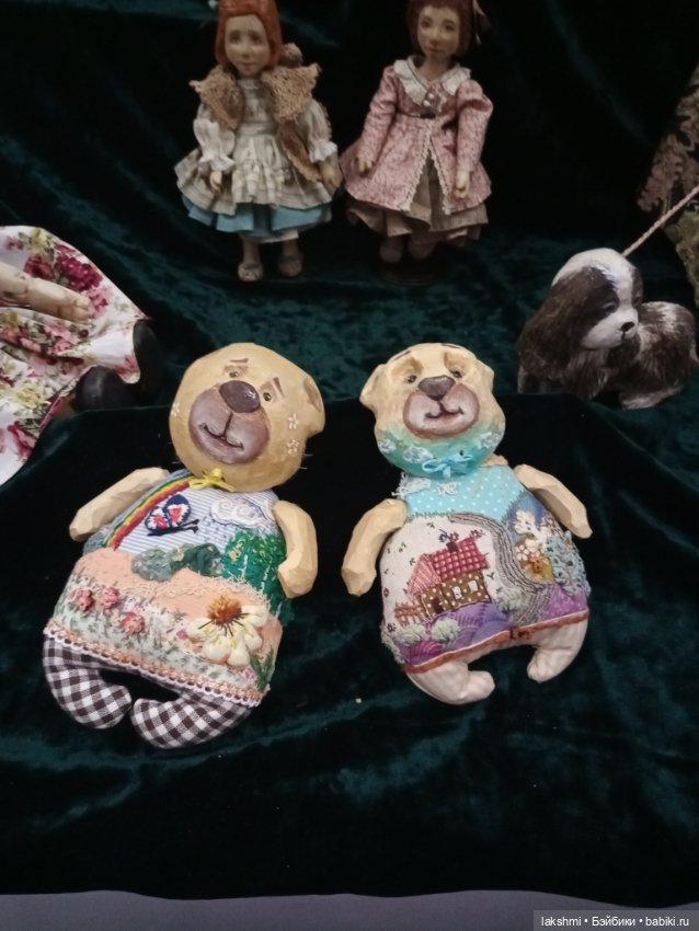 Рисса снова гуляет по Тишинке 08.03.24_часть 2 (фото 5)