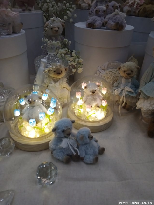 Рисса снова гуляет по Тишинке 08.03.24_часть 2