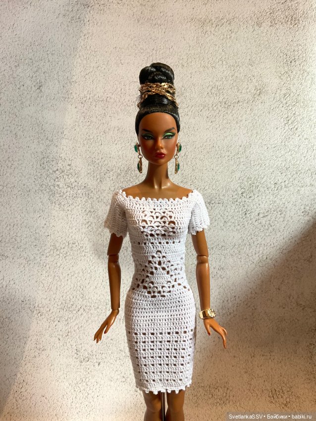 Человеческое платье адаптировано для куклы (фото 9)