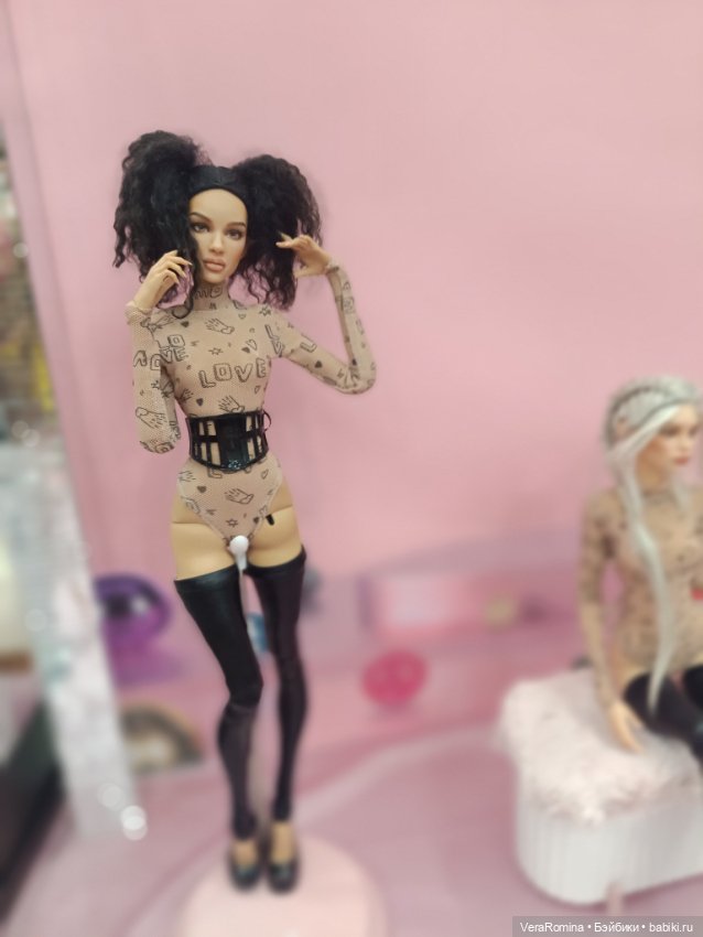 Выставка на Тишинке 2024 часть первая