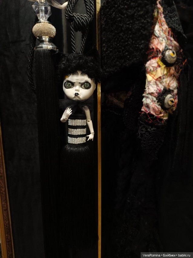 Выставка на Тишинке 2024 часть первая