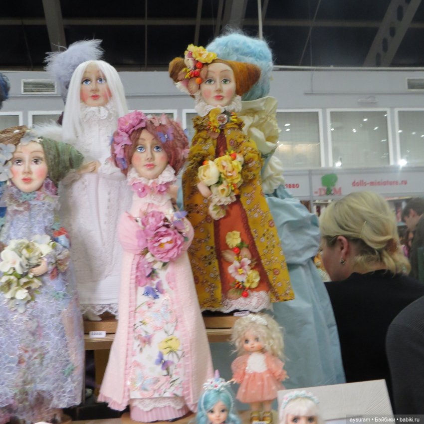 Выставка на Тишинке 2024 часть 1