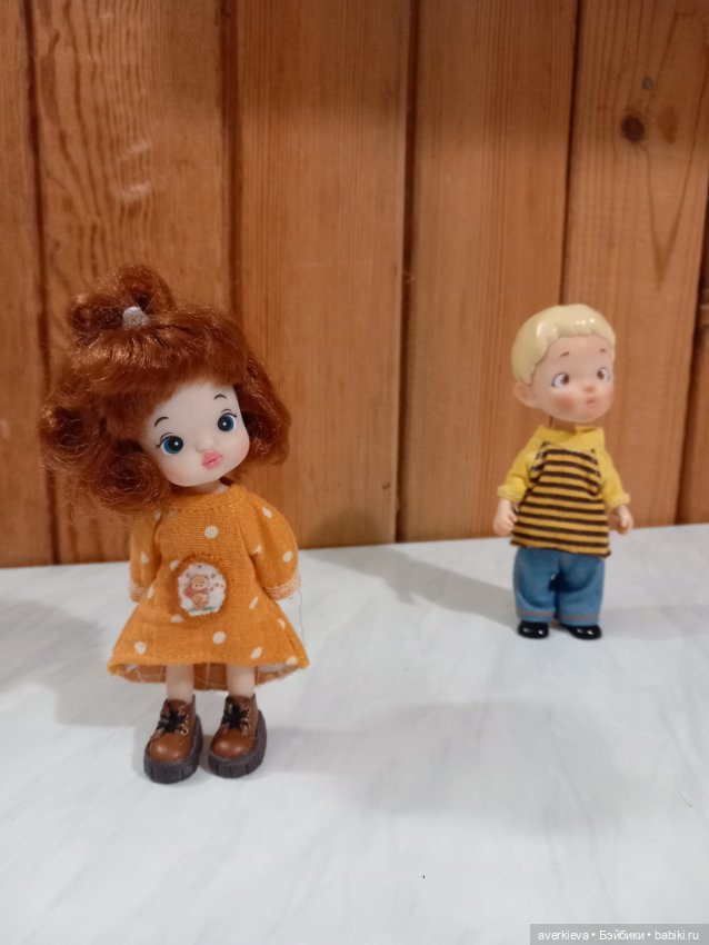 Детский сад, штаны на лямках... Малыши Смоллвиладжа