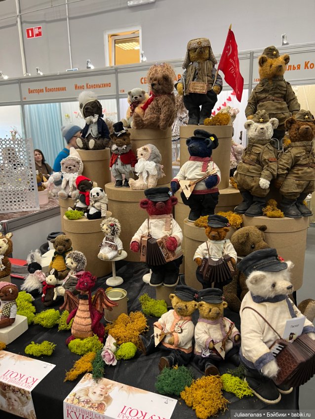 И я тоже выложу «Весенний бал кукол» так, как его увидела я