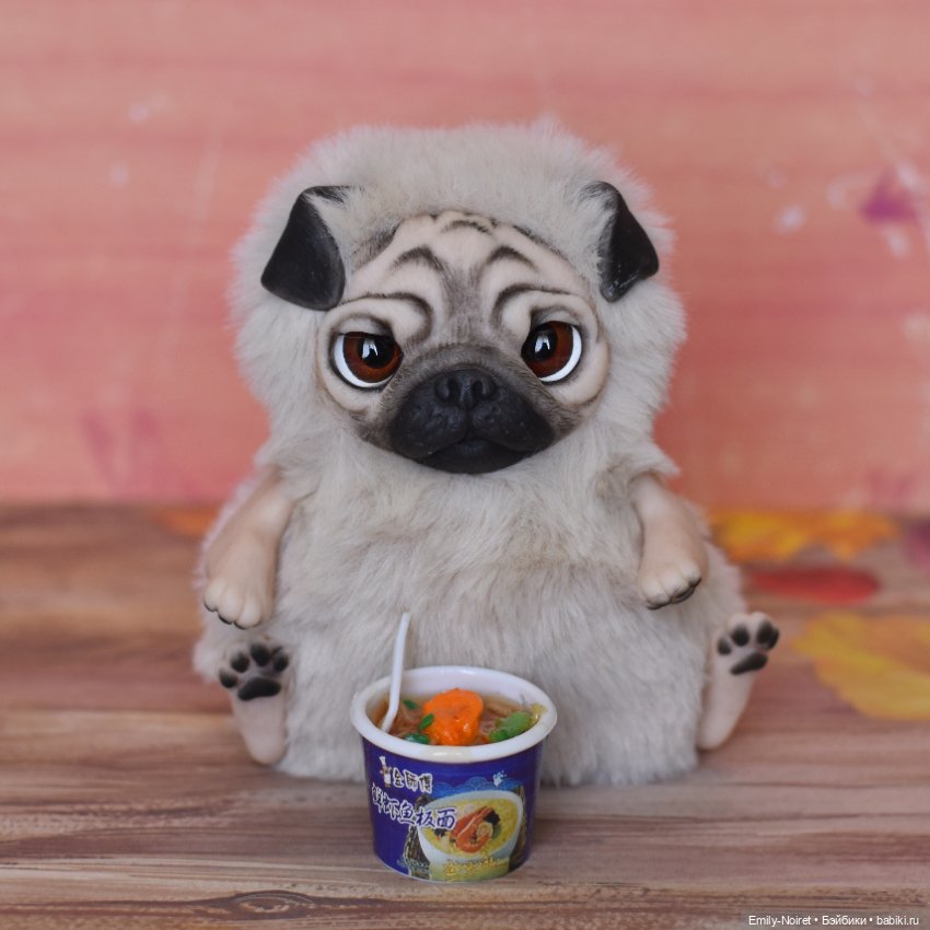 Угощение для мопсика — Домашние фото авторских игрушек: Тедди (фото 5)