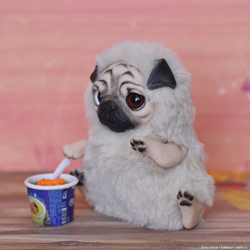 Угощение для мопсика — Домашние фото авторских игрушек: Тедди (фото 4)