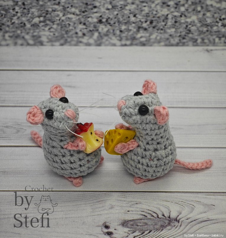 Соскучились? Я - да. Решила связать любимых мышатинок