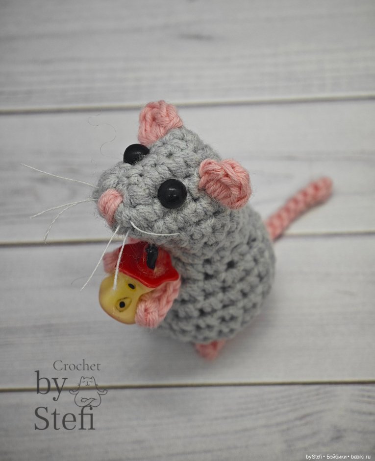 Соскучились? Я - да. Решила связать любимых мышатинок