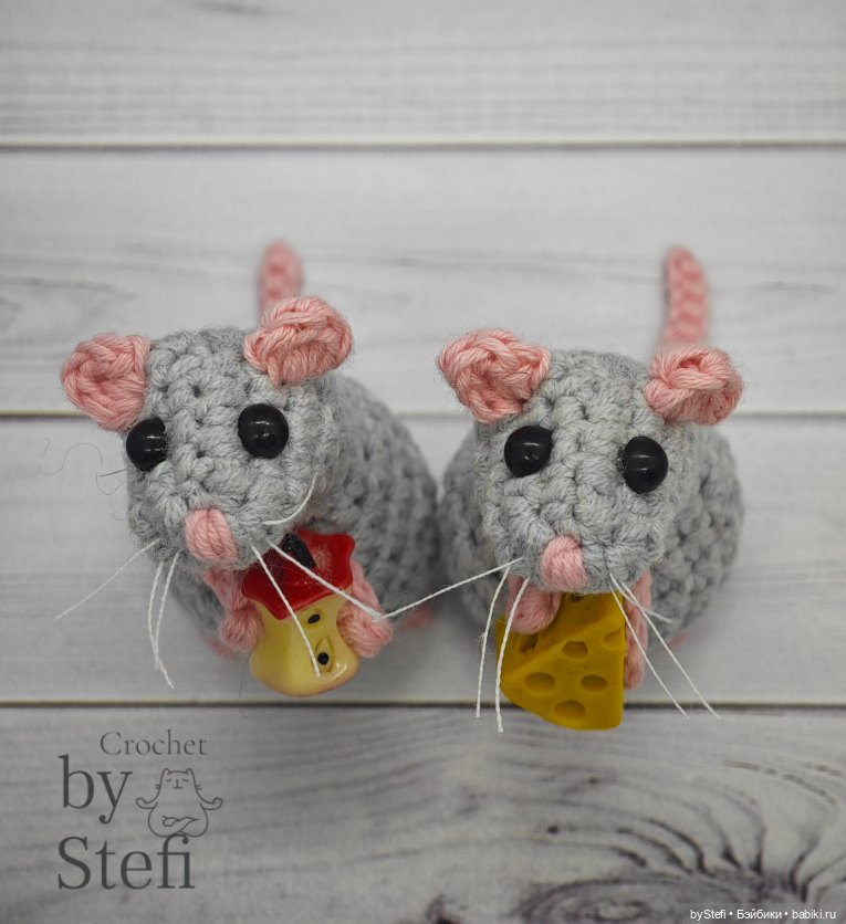 Соскучились? Я - да. Решила связать любимых мышатинок
