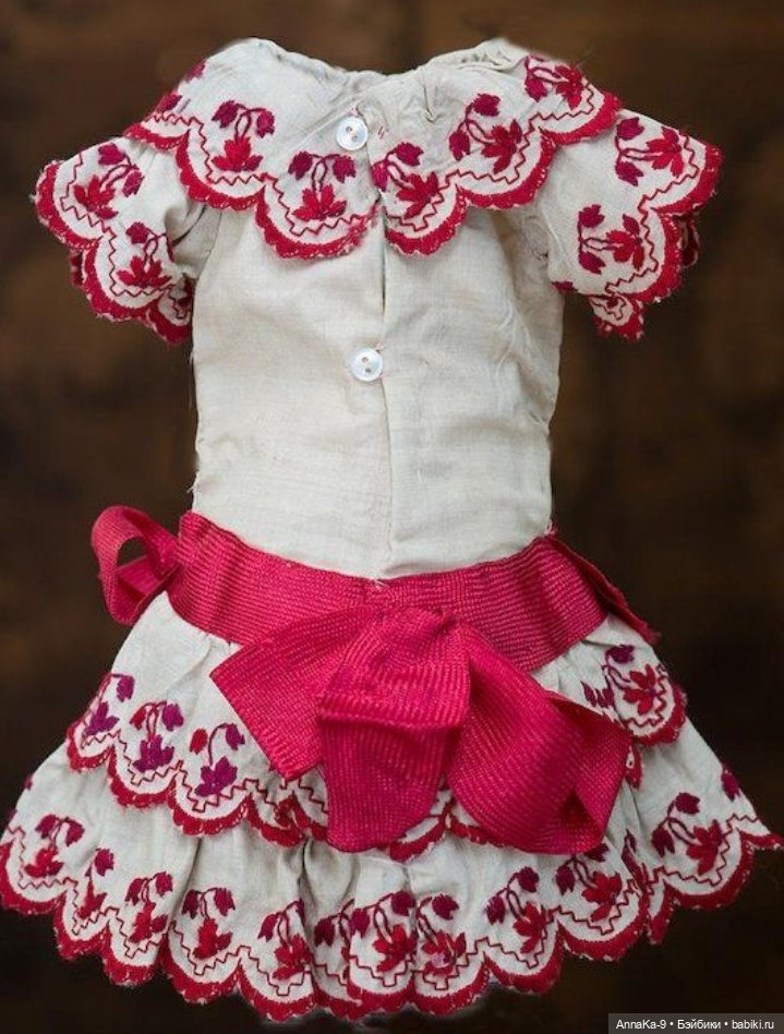 Платья для антикварных кукол с декором тесьмой, часть 2