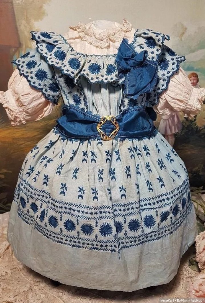 Платья для антикварных кукол с декором тесьмой, часть 2