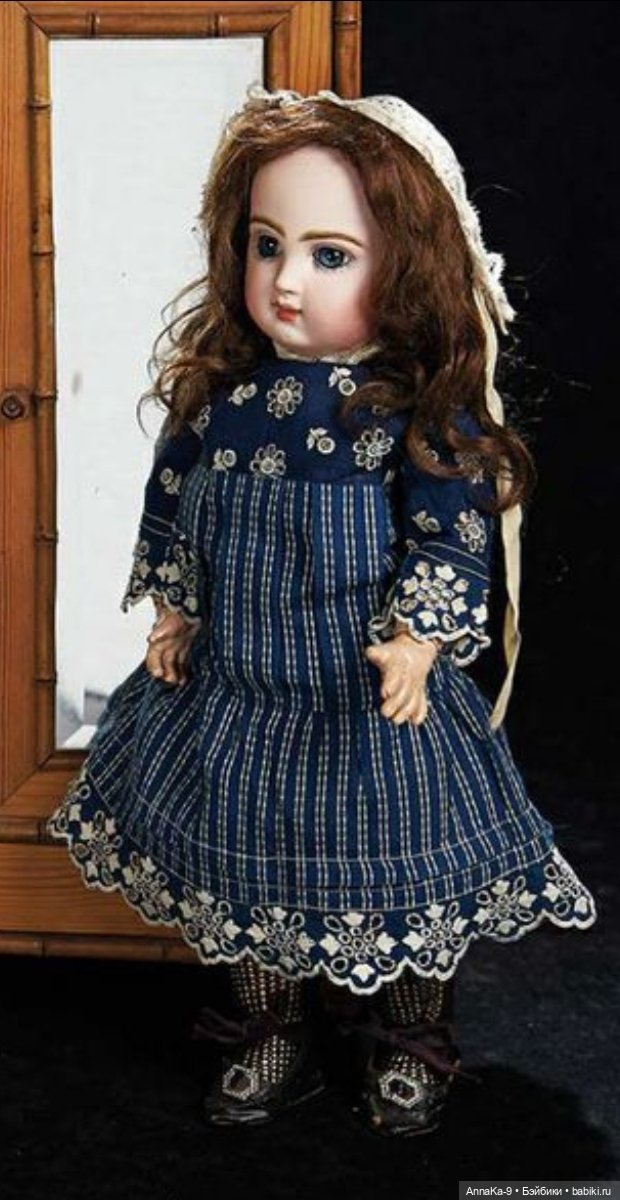 Платья для антикварных кукол с декором тесьмой, часть 2