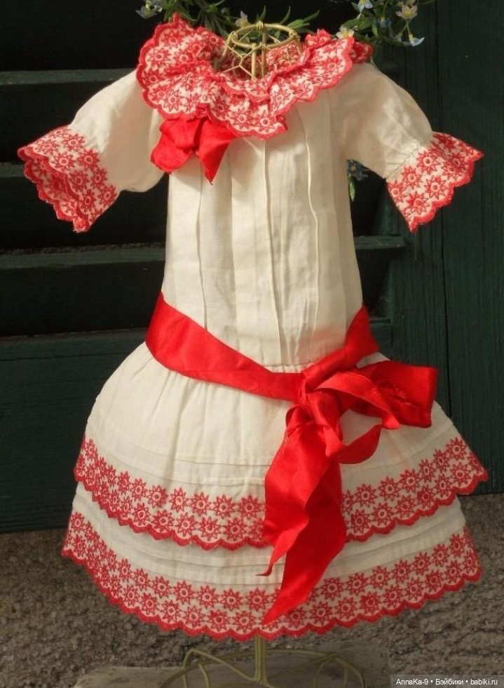 Платья для антикварных кукол с декором тесьмой, часть 2 (фото 3)