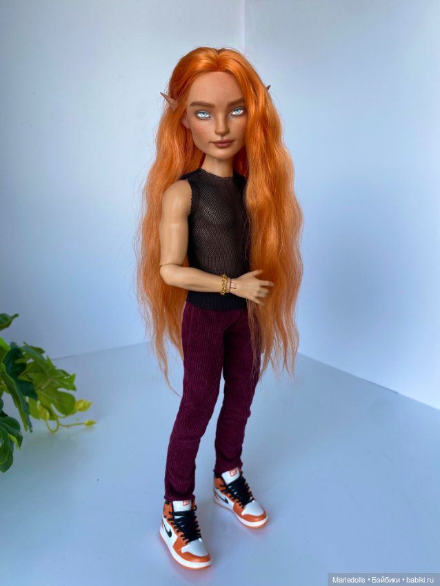 Мальчик эльф с небесными глазами