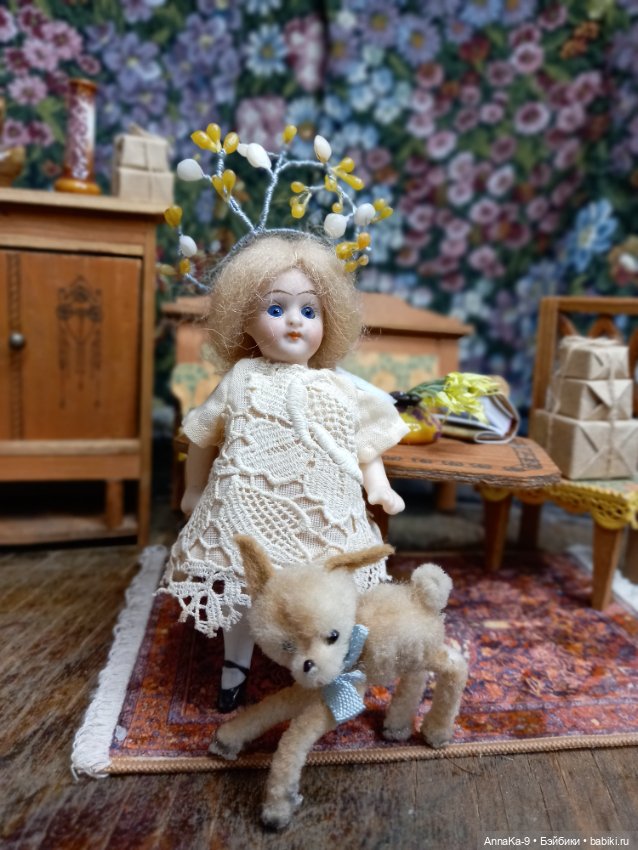 Сценки из кукольных домиков