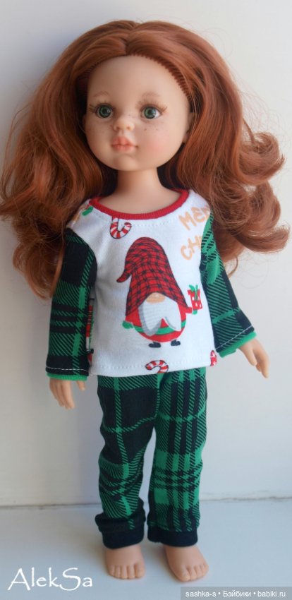 Запоздавшие новогодние гномы в пижамках