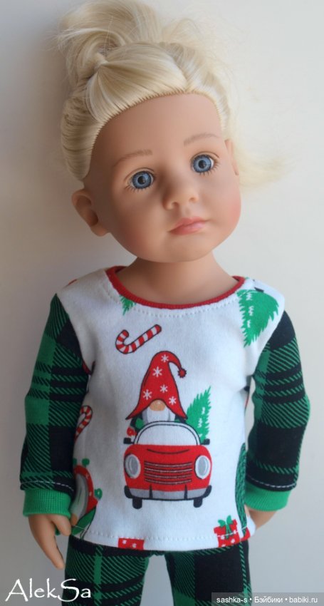 Запоздавшие новогодние гномы в пижамках