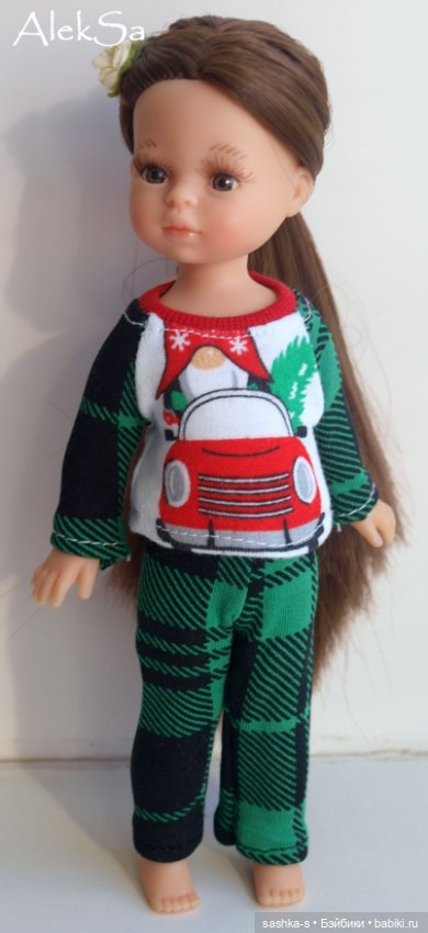 Запоздавшие новогодние гномы в пижамках