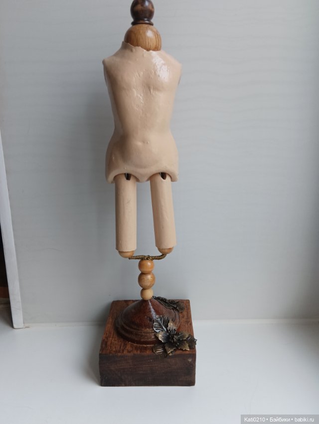 Из того что было или манекен из антикварных деталей