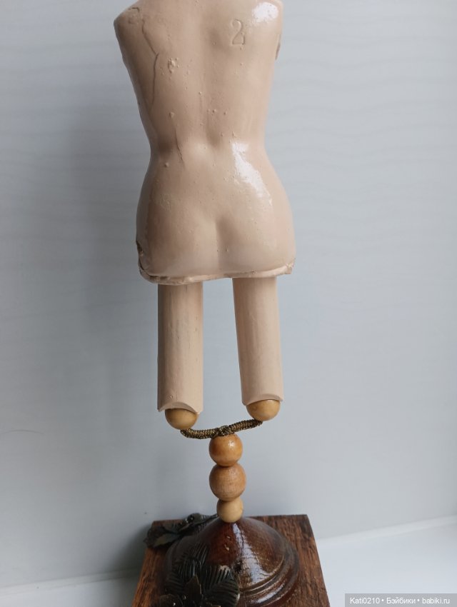 Из того что было или манекен из антикварных деталей (фото 4)