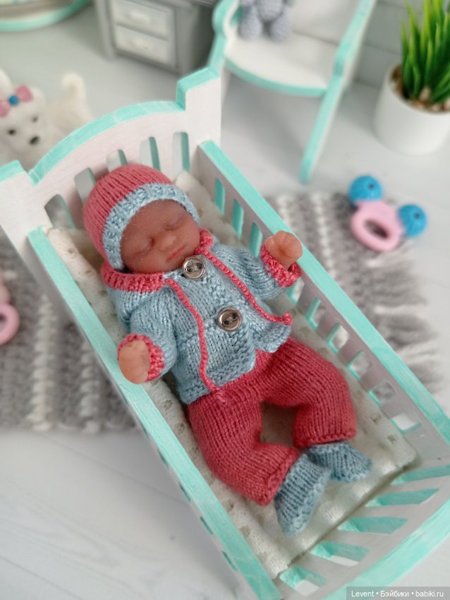 Как я одела малышей My mini baby Zuru