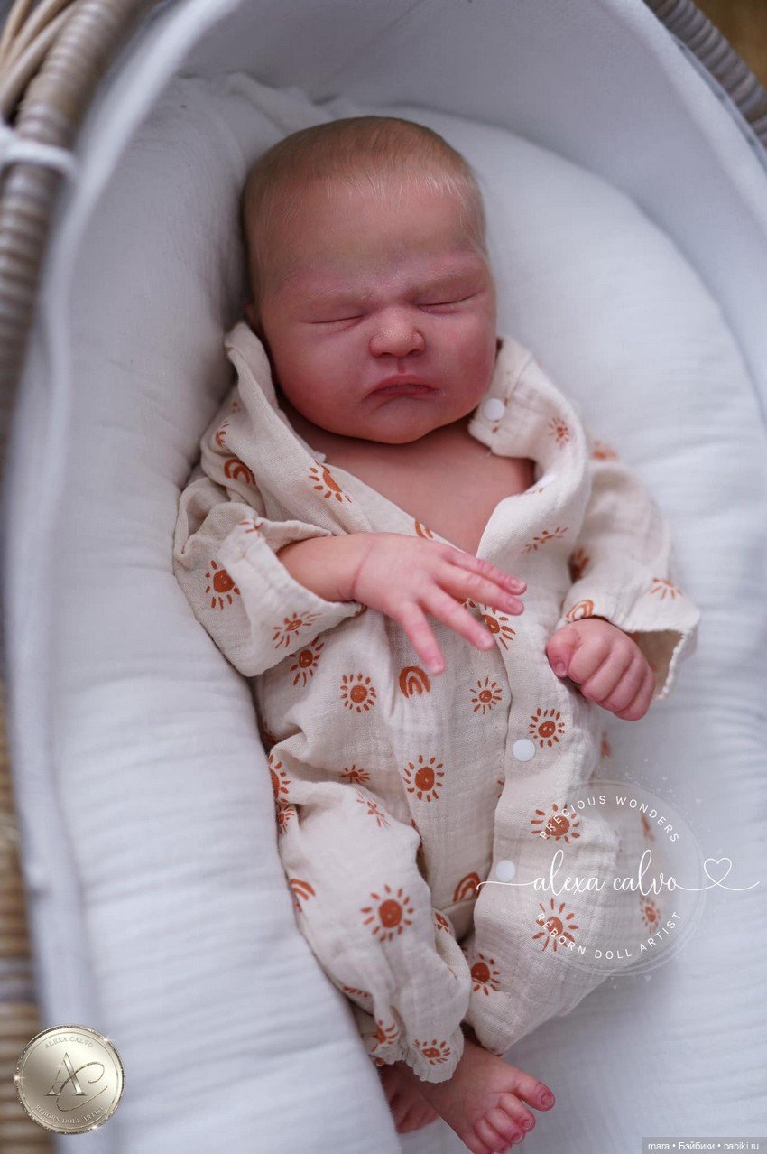 Zachary скульптора Lisa Stone, автор прототипа Alexa Calvo