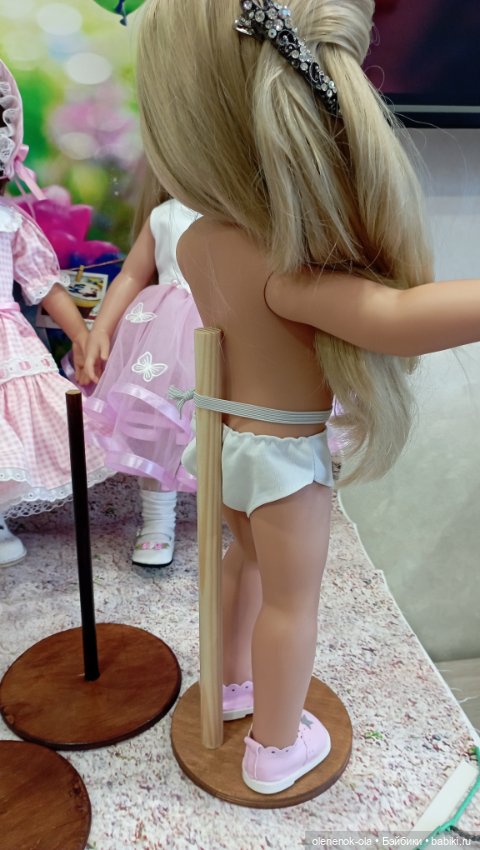 МК подставка для кукол — Хранение кукол и материалов: организация рабочего места