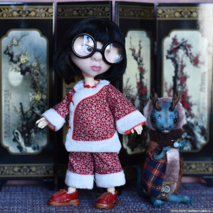 Эдна в китайском стиле — Кукла Эдна Мод (Edna Mode): Суперсемейка (The Incredibles) (фото 4)