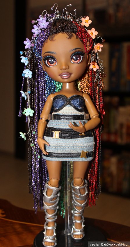 Украшение для Ванессы готово