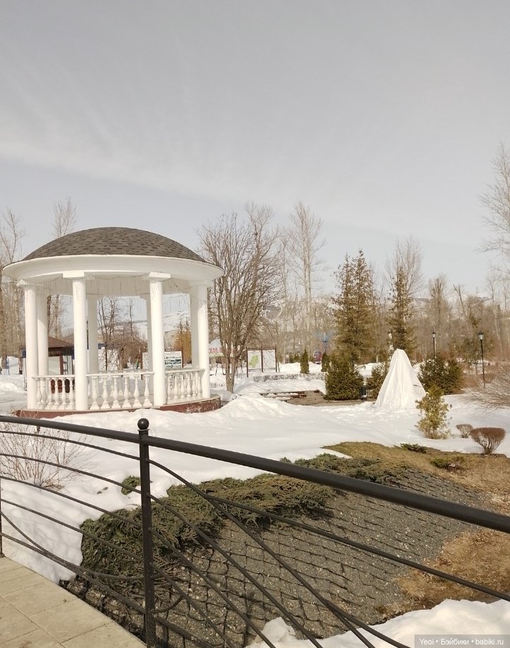 Декстер Чарминг от ЭАХ в парке (Ever After High, Mattel) (фото 6)