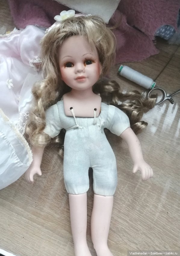 Переделка фарфоровой куклы, продолжение