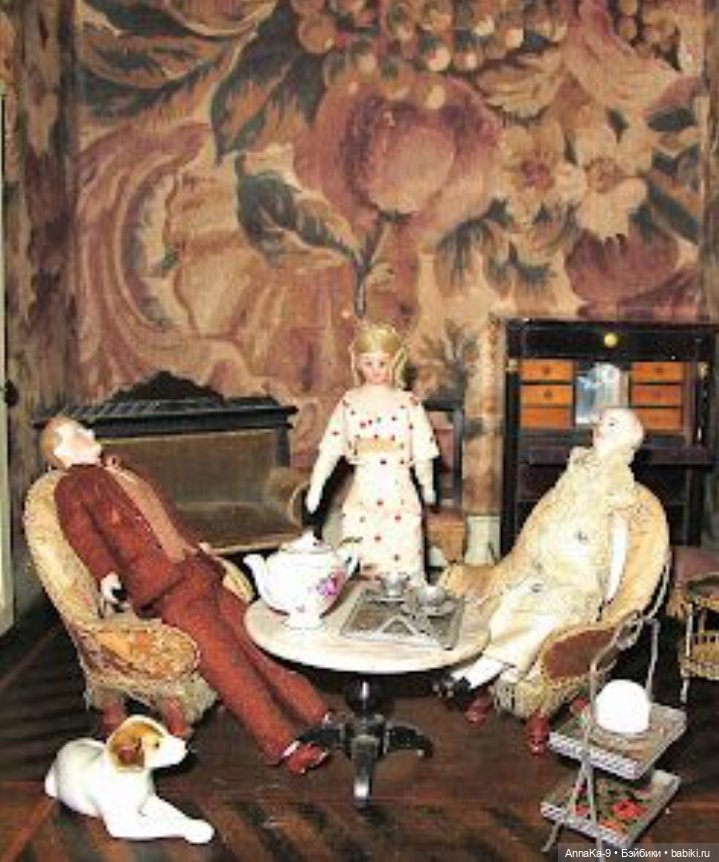 Животные в антикварных и винтажных кукольных домиках