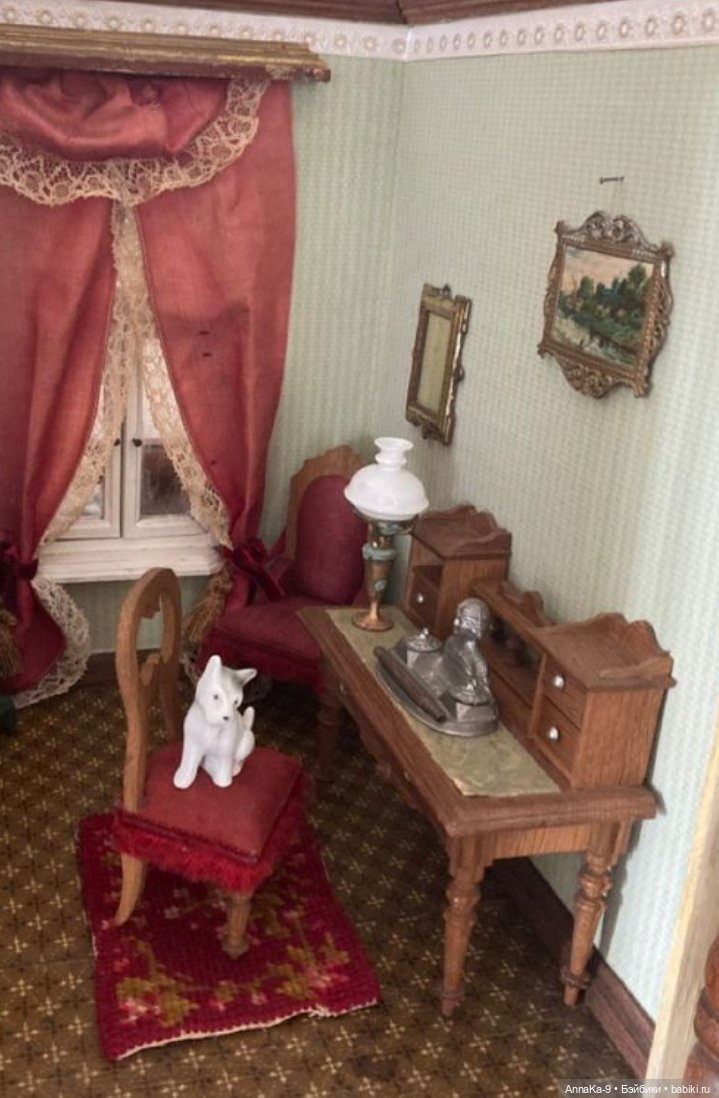 Животные в антикварных и винтажных кукольных домиках