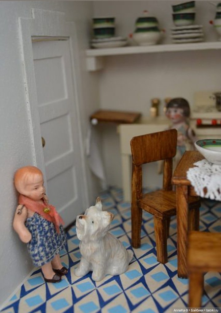 Животные в антикварных и винтажных кукольных домиках (фото 7)