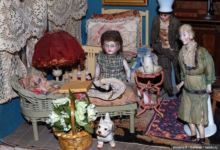 Животные в антикварных и винтажных кукольных домиках