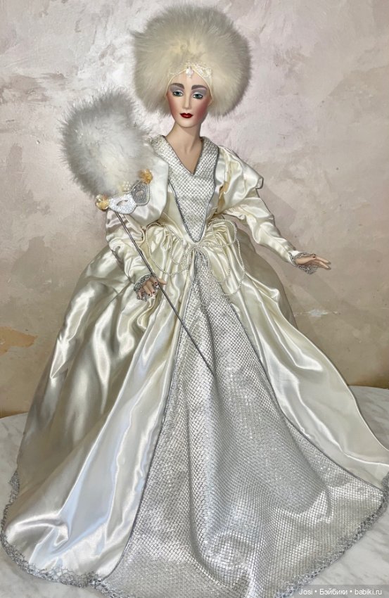 Потрясающе красивая Снежная Королева от Franklin Mint (фото 6)