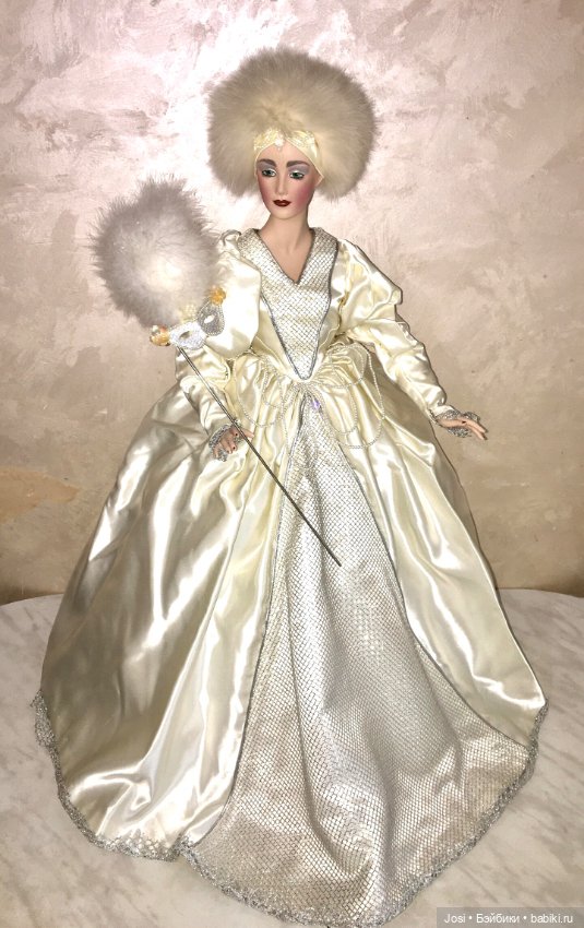 Потрясающе красивая Снежная Королева от Franklin Mint (фото 7)