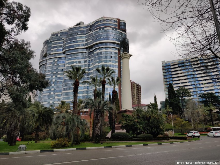 Сочи: Цветы под дождем — Туризм и путешествия: фотоотчеты из поездок