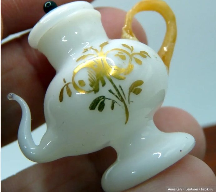 Молочное антикварное стекло лауша